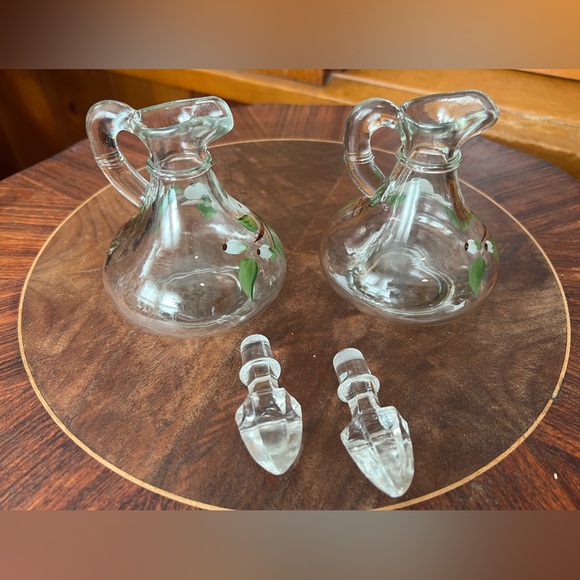 Vtg Cruet Set Hand Painted Glass Pair Floral Dogwood Pattern White Green Brown - Picture 3 of 12